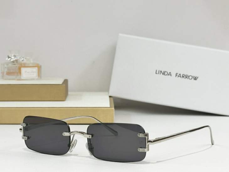 Picture of Linda Farrow Sunglasses _SKUfw75760454fw